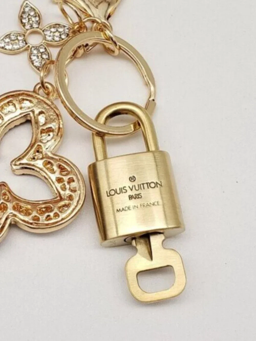 Authentic Louis Vuitton Gold Padlock 🔑 Unbranded Clover Keychain Bag Charm LV